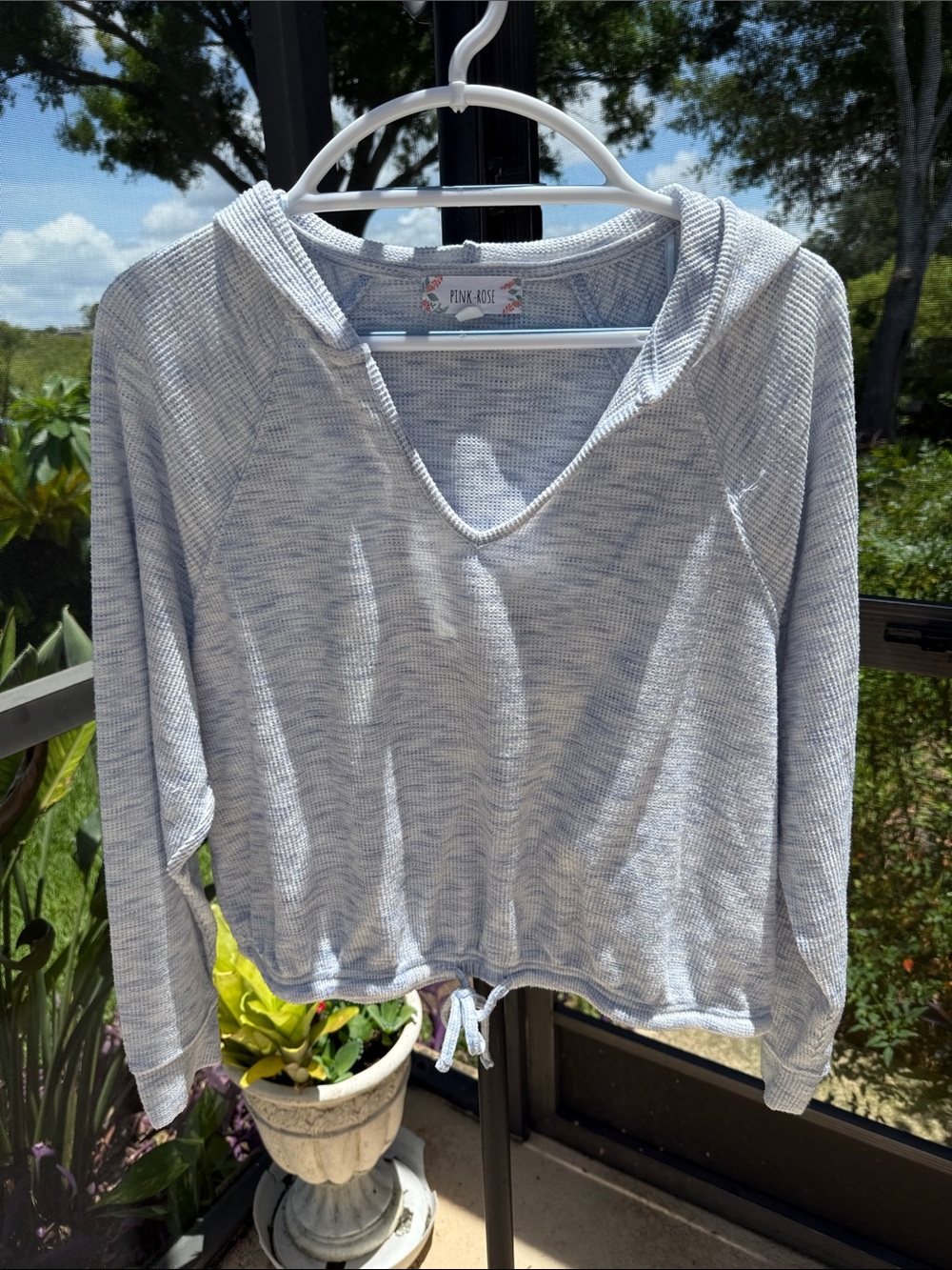Pink Rose Light Heather Blue V-Neck crop Hoodie with Drawstring